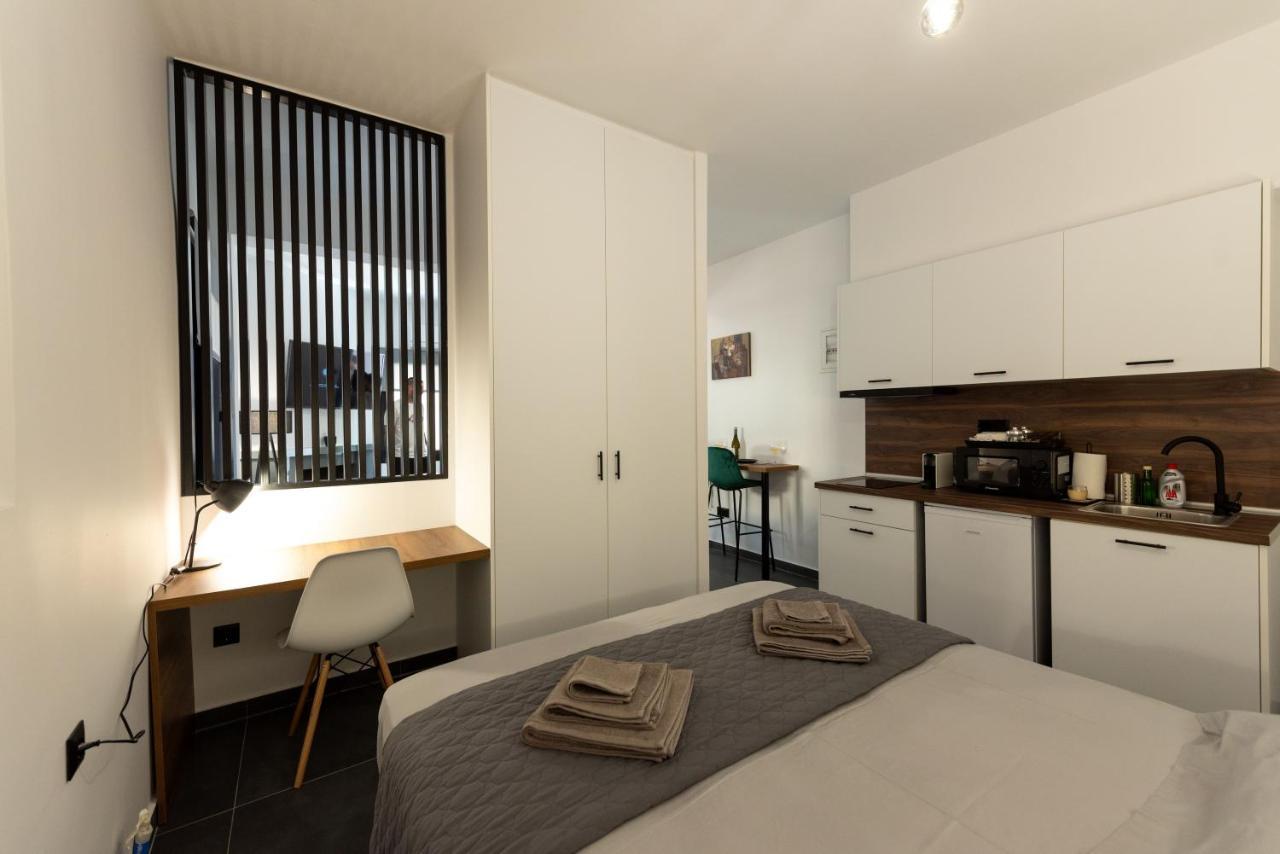 Frourio Lodge Α2 라리사 외부 사진