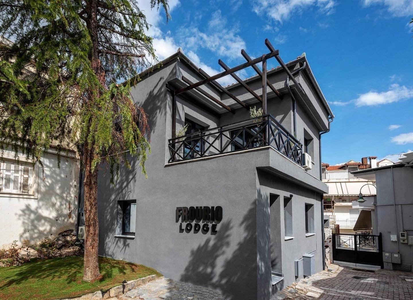 Frourio Lodge Α2 라리사 외부 사진